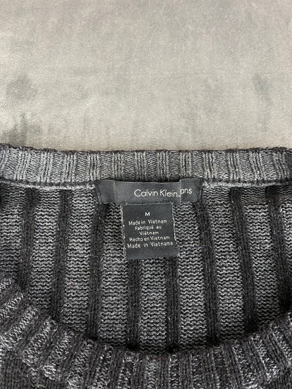 Maglione Calvin Klein Jeans grigio a costa vintage – Uomo Taglia M