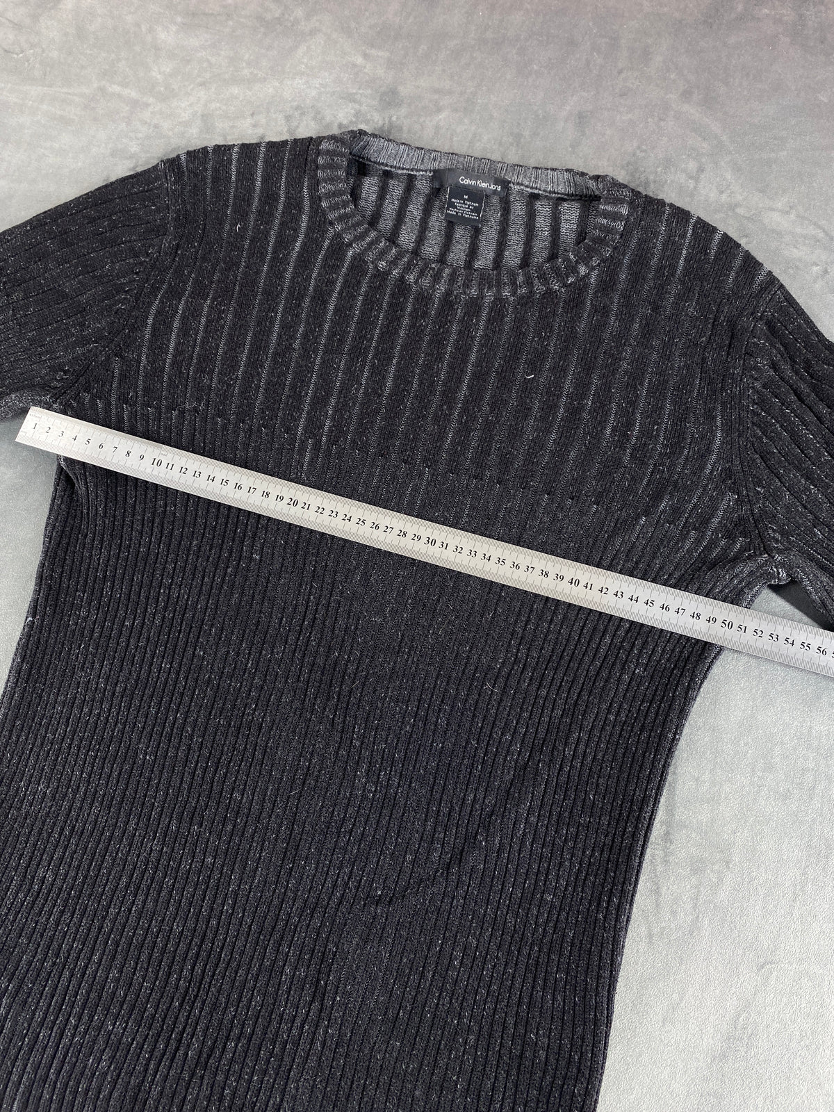 Maglione Calvin Klein Jeans grigio a costa vintage – Uomo Taglia M