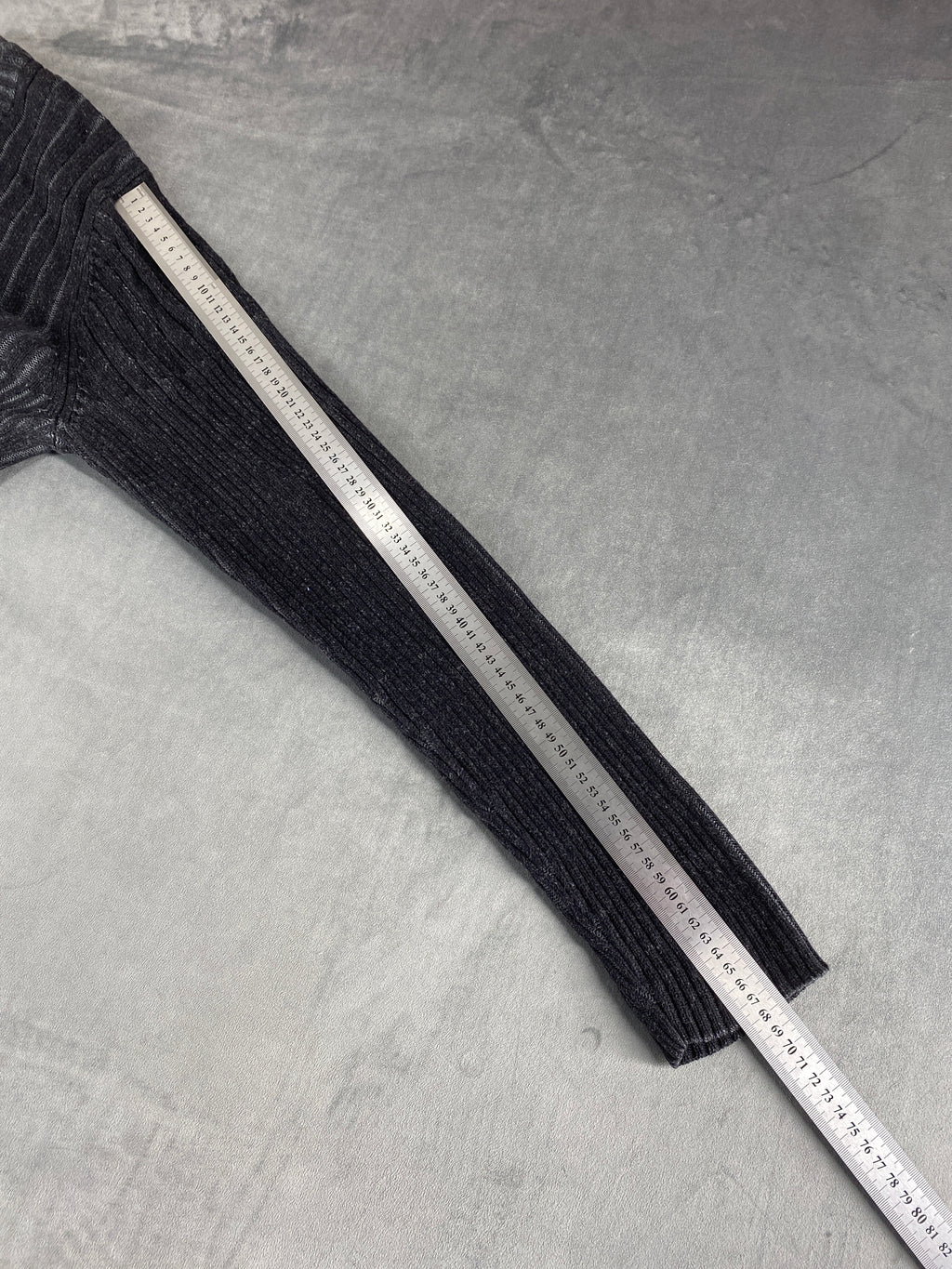 Maglione Calvin Klein Jeans grigio a costa vintage – Uomo Taglia M