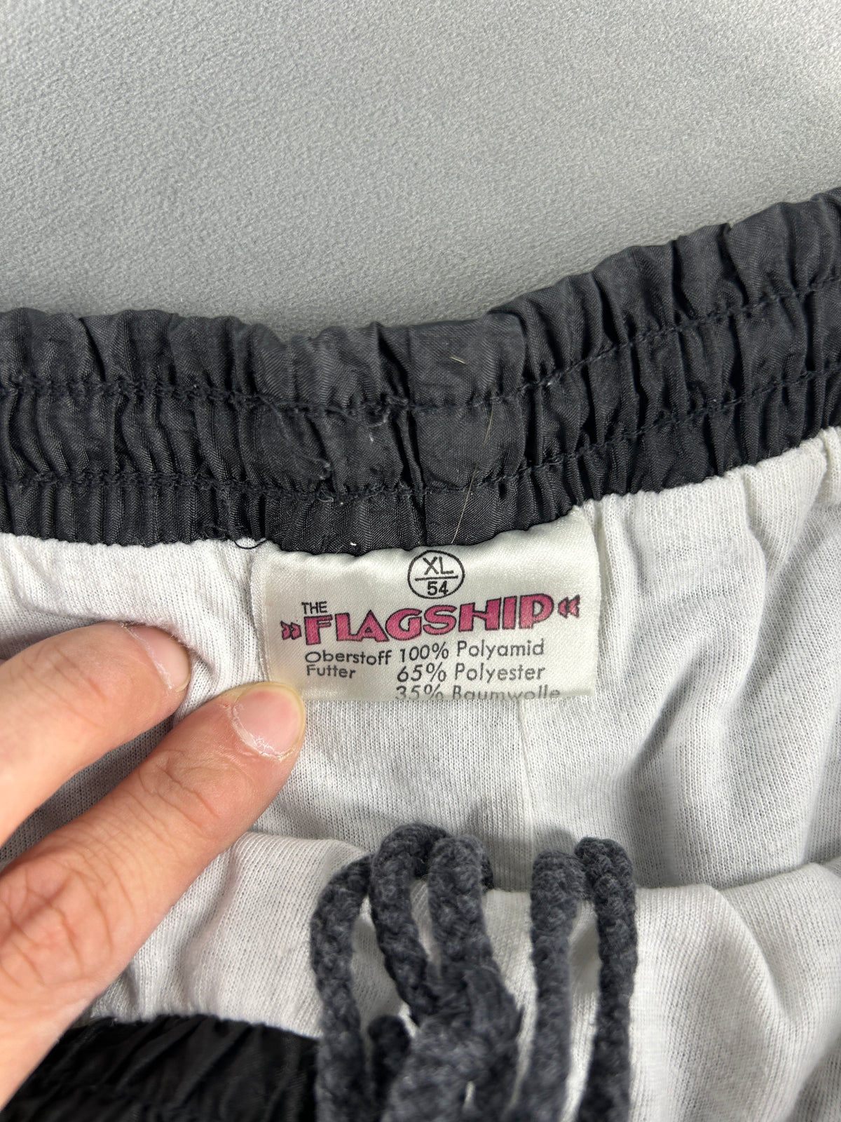 Pantaloni tuta grigi a strisce rosse vintage – Uomo Taglia XL