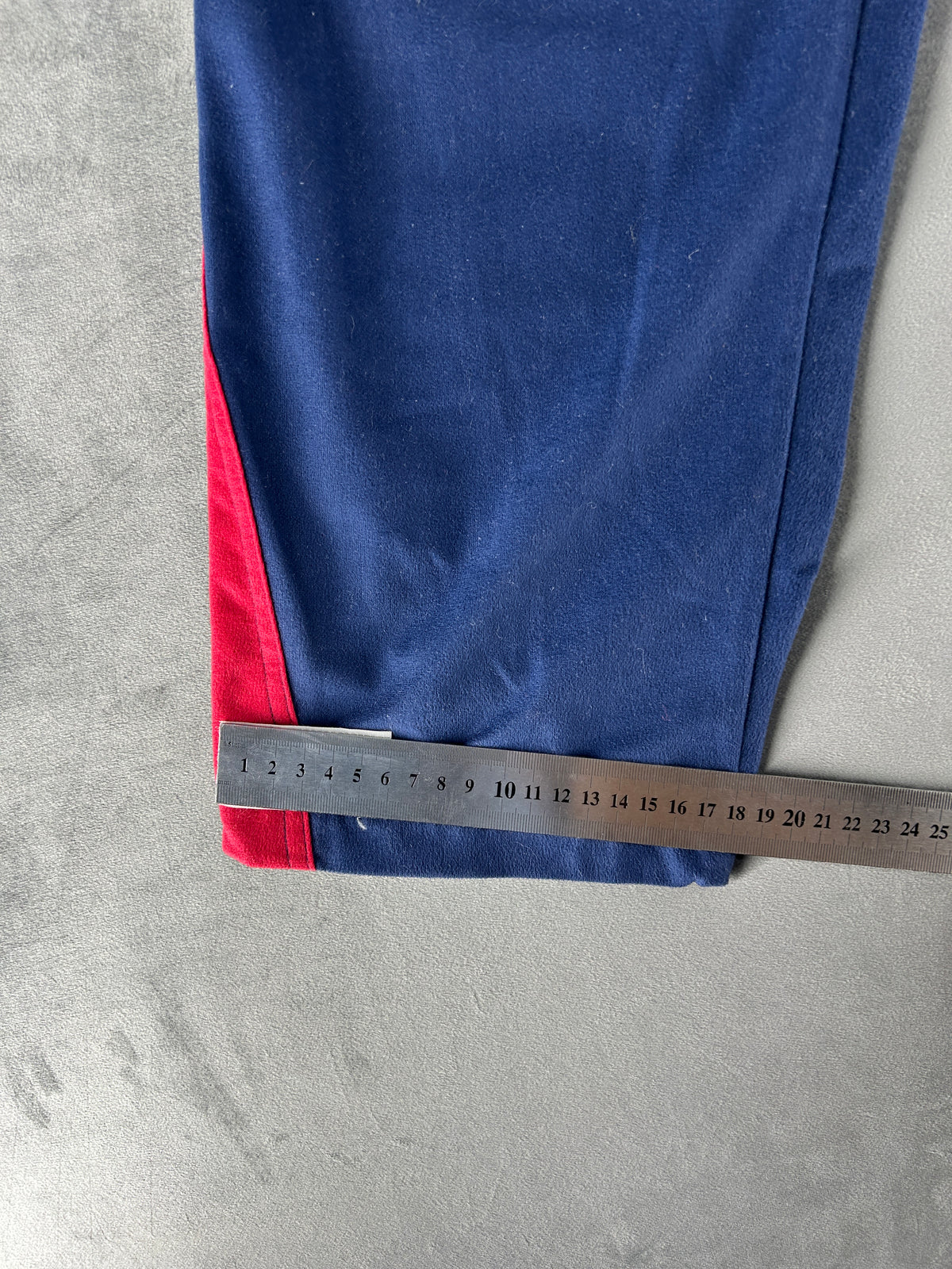 Tuta completa blu e rossa vintage – Uomo Taglia L