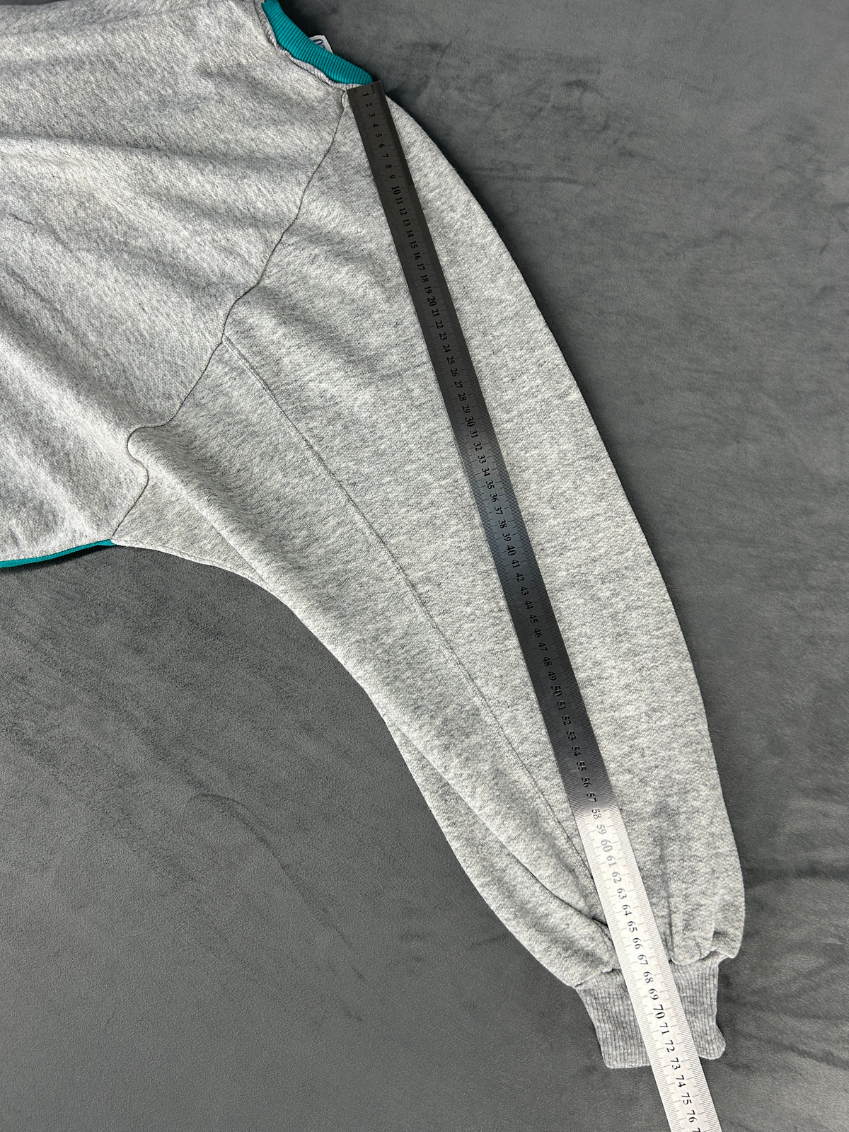 Felpa verde acqua e grigio vintage – Uomo Taglia S