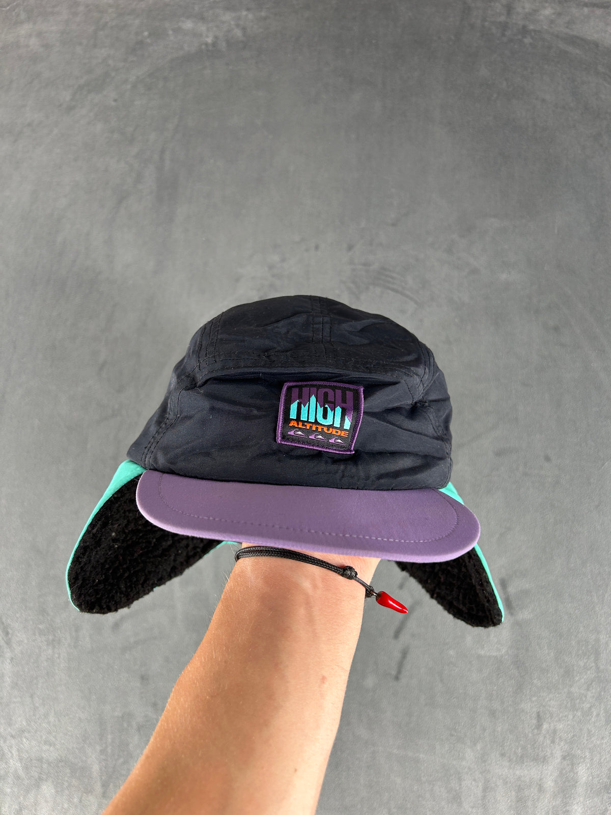 Cappello da trekking con paranuca multicolore vintage – Uomo Taglia unica