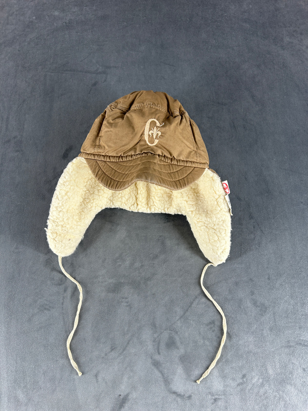 Berretto con paraorecchie imbottito Conte of Florence beige vintage – Uomo Taglia unica