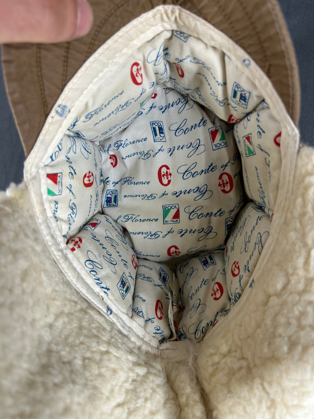 Berretto con paraorecchie imbottito Conte of Florence beige vintage – Uomo Taglia unica