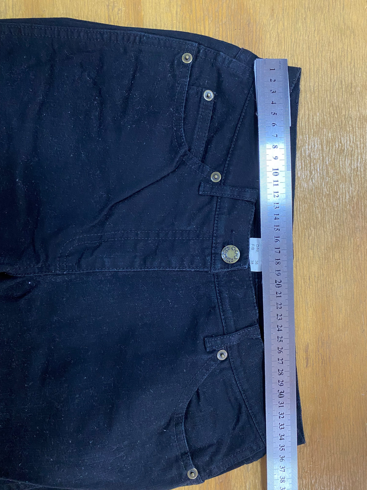 Jeans W.O.B neri vintage – Unisex Taglia S (IT 42)