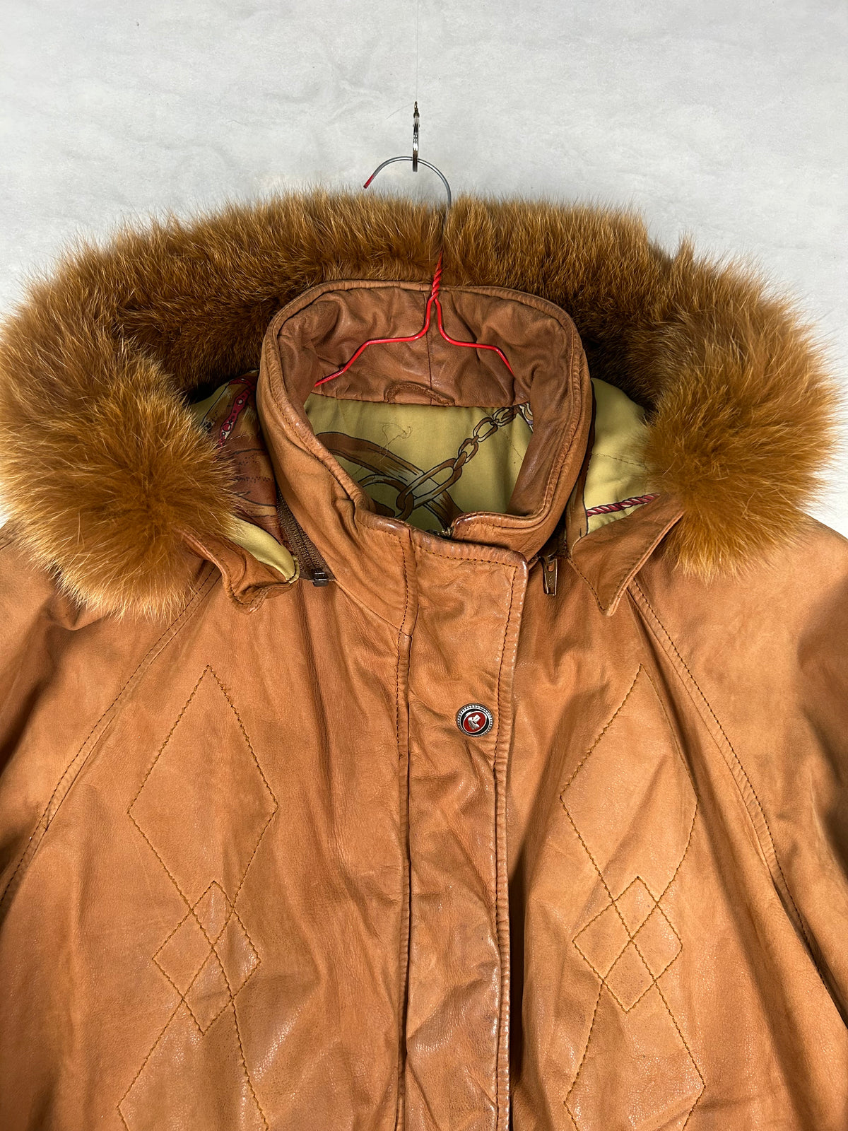 Parka in pelle scamosciata cammello con cappuccio in pelliccia vintage – Donna Taglia M