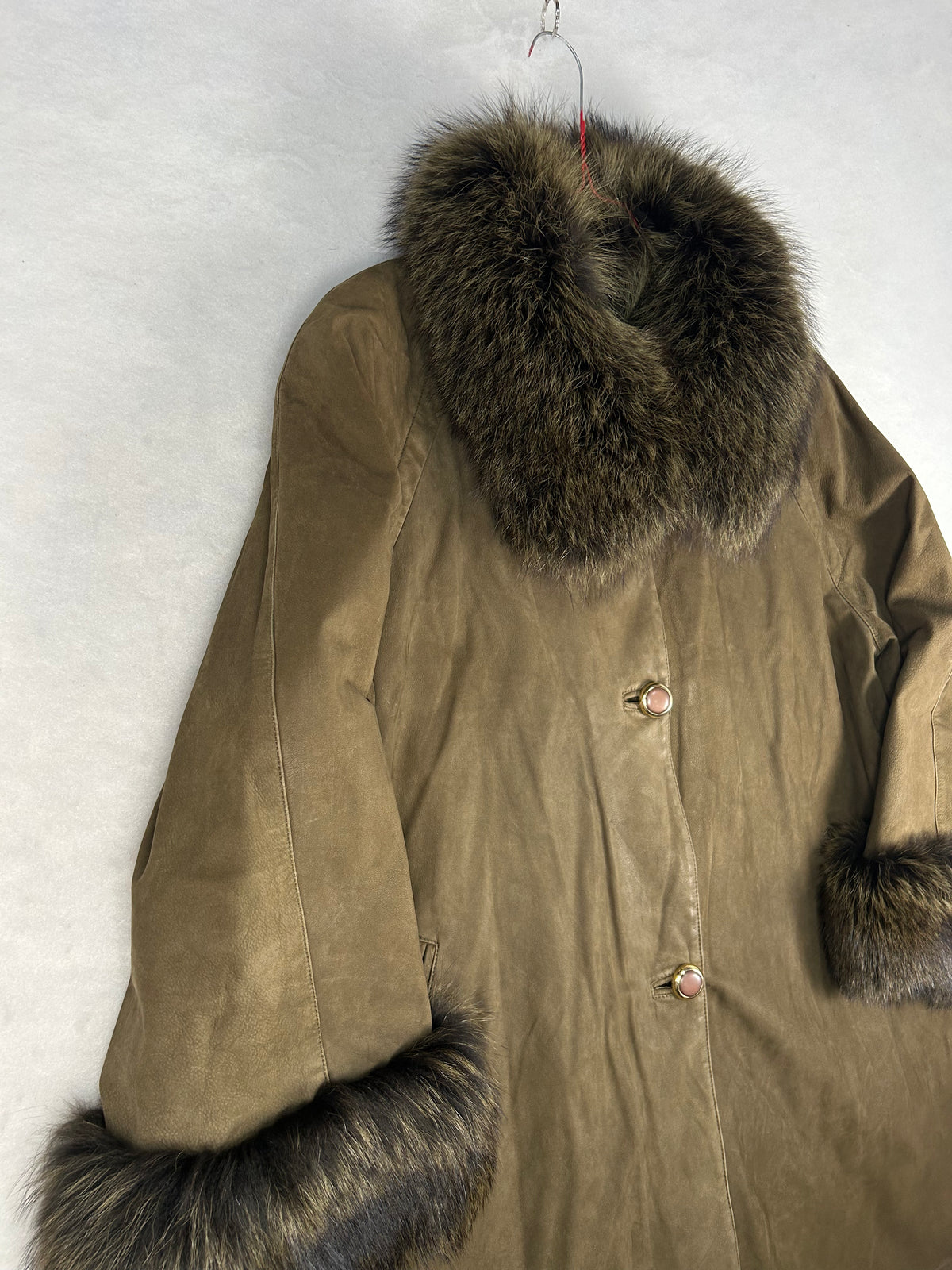 Cappotto verde militare con pelliccia vintage – Donna Taglia M