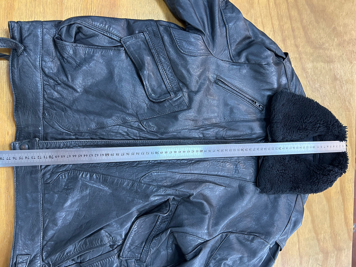 Giacca di pelle nera con collo in montone vintage – Uomo Taglia L