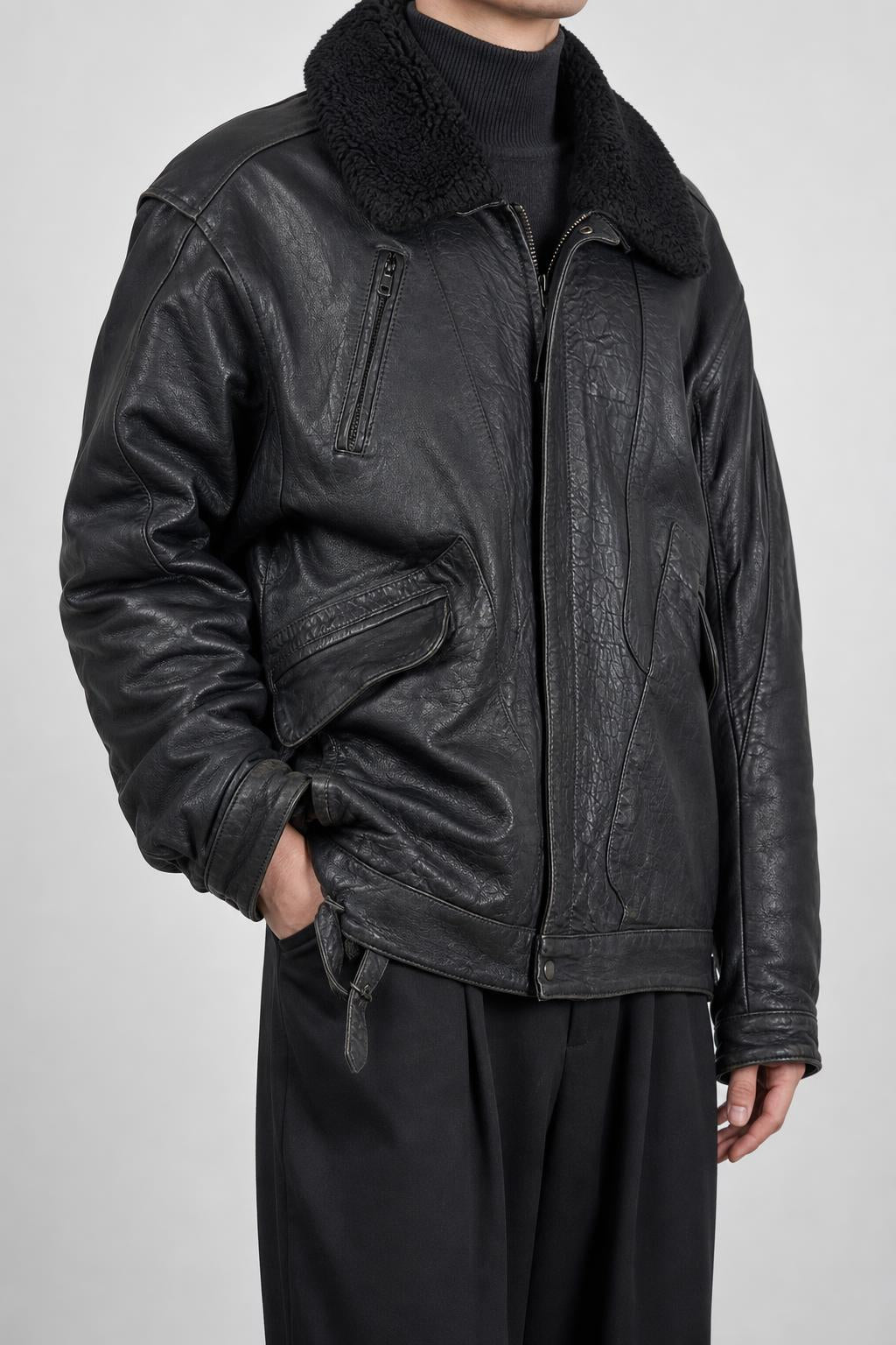 Giacca di pelle nera con collo in montone vintage – Uomo Taglia L