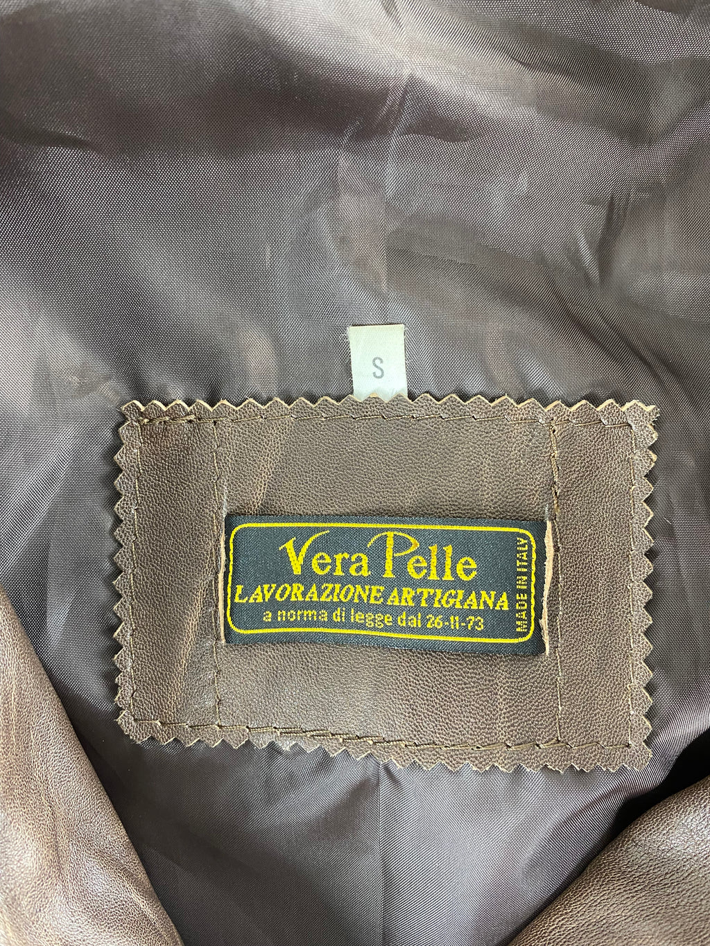 Giacca di pelle taupe vintage – Donna Taglia M