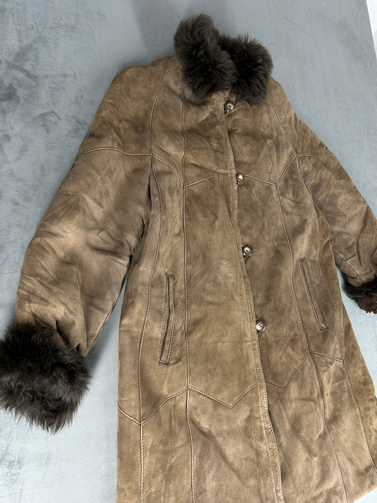 Cappotto in pelle scamosciata marrone con collo in pelliccia vintage – Donna Taglia M