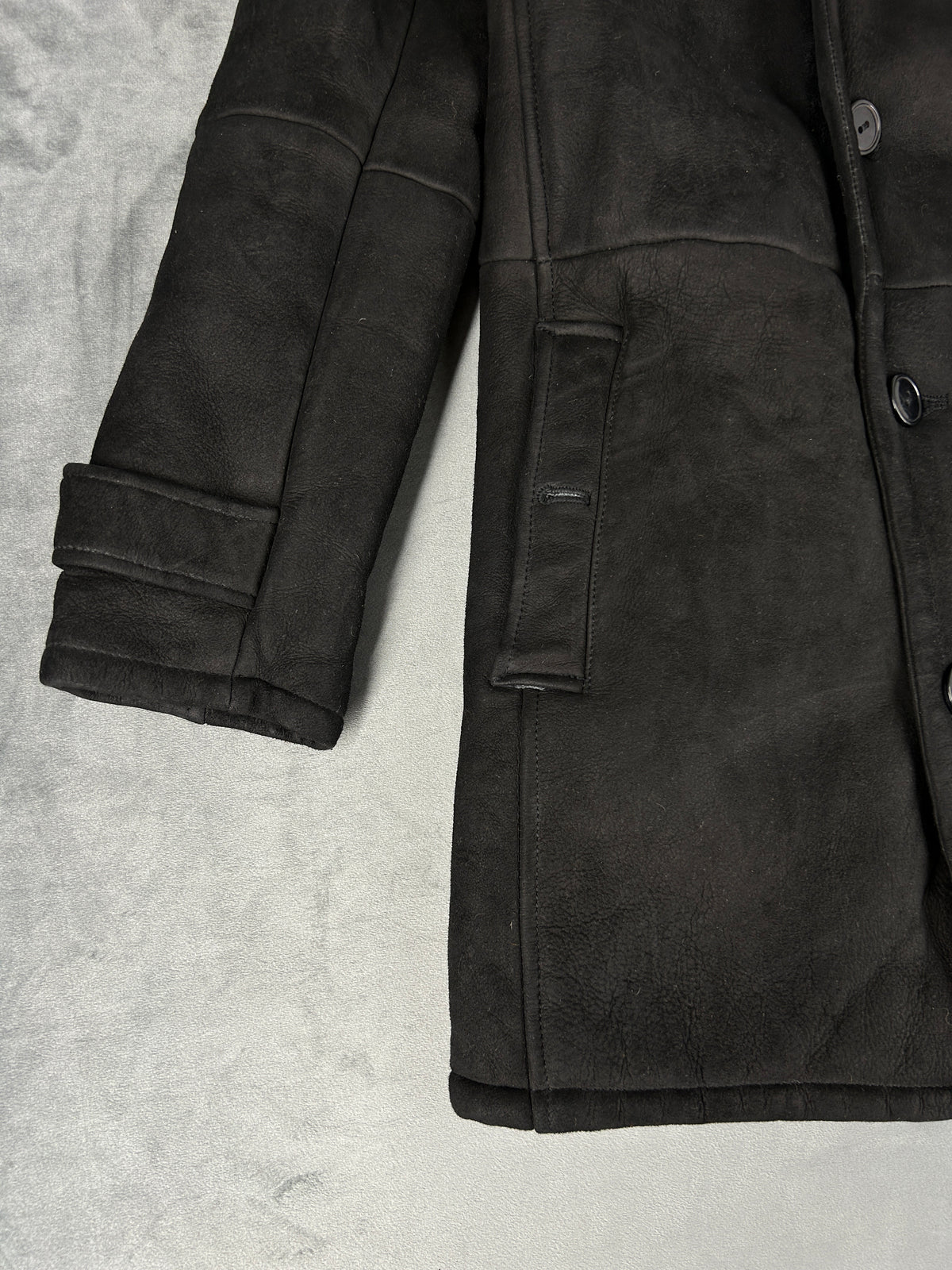 Cappotto in pelle scamosciata e montone nero vintage – Uomo Taglia L