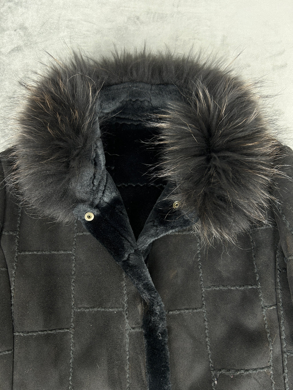 Giacca in montone grigia con collo in pelliccia vintage – Donna Taglia M