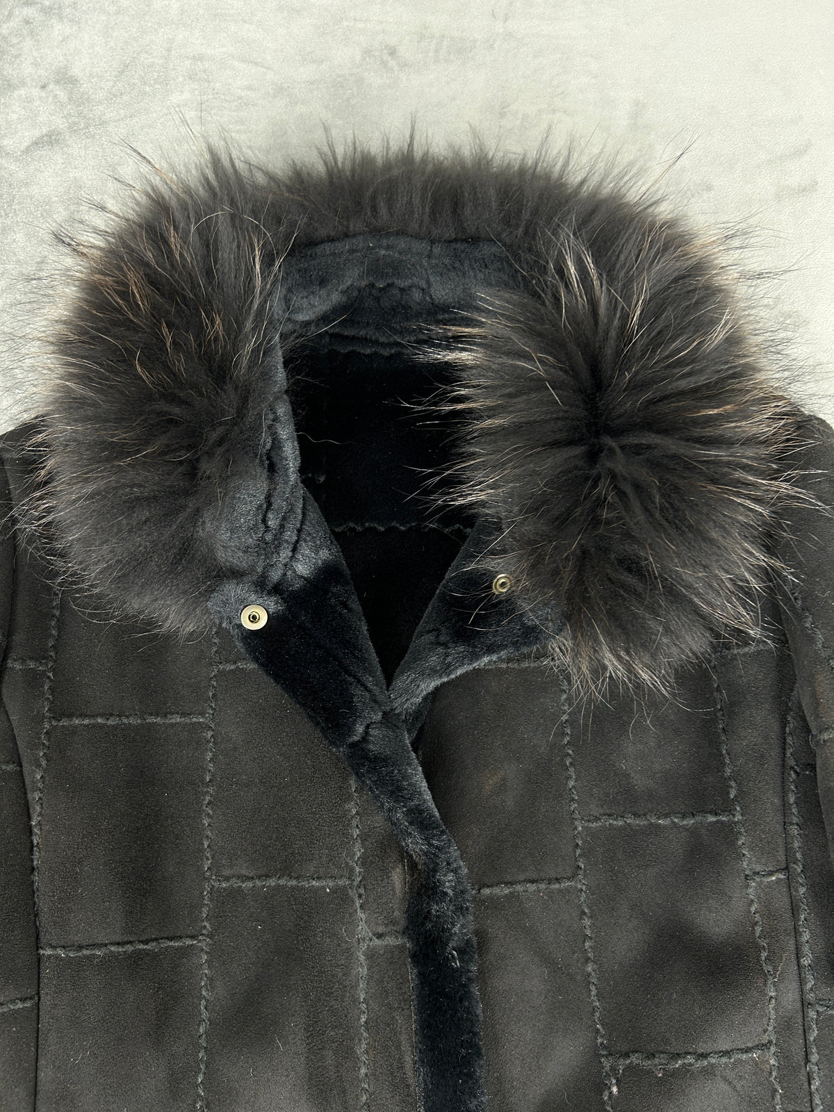 Giacca in montone grigia con collo in pelliccia vintage – Donna Taglia M