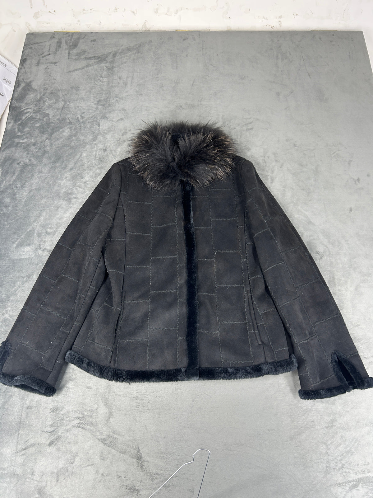 Giacca in montone grigia con collo in pelliccia vintage – Donna Taglia M