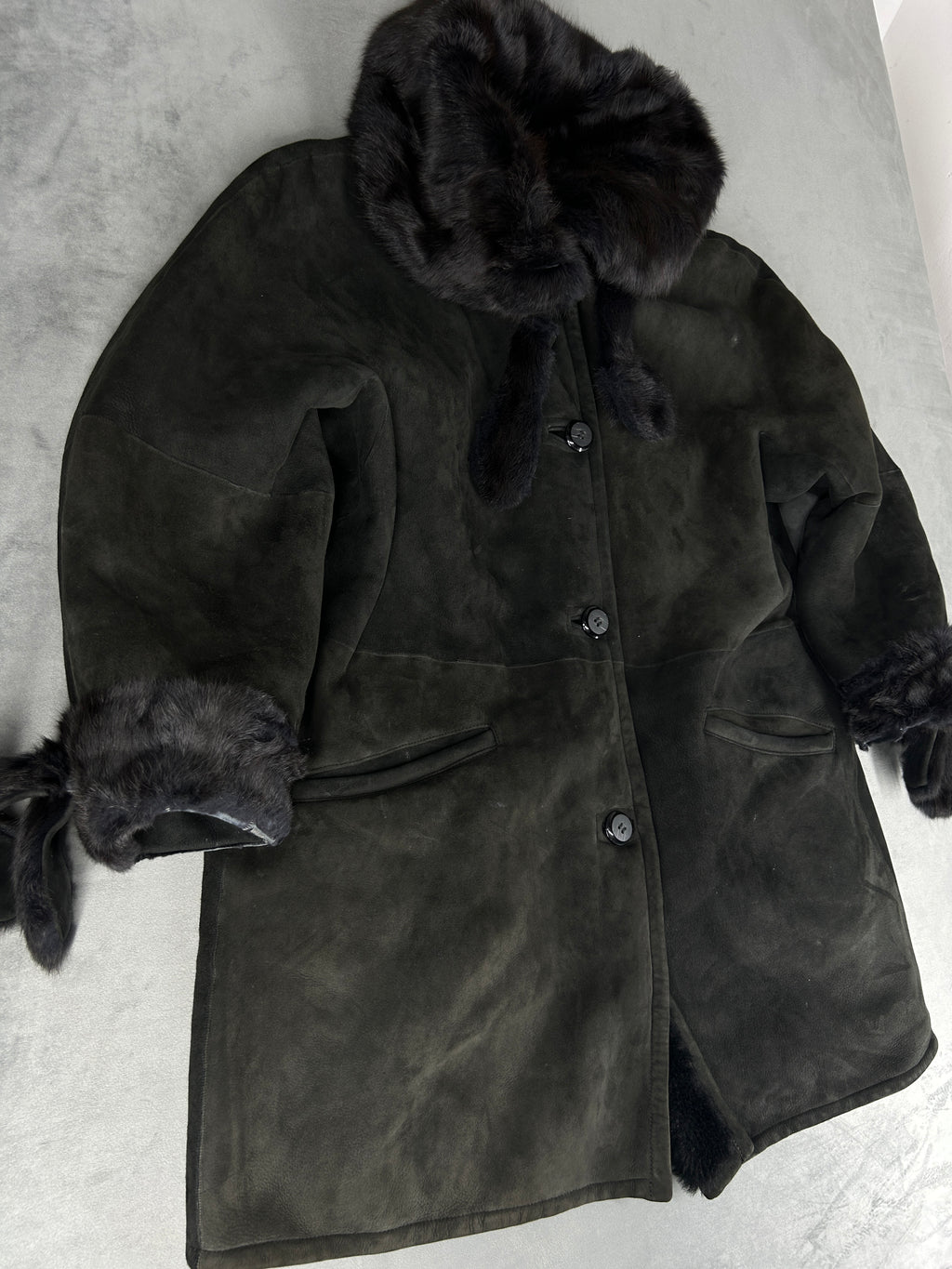 Cappotto in montone grigio con collo in pelliccia vintage – Donna Taglia M