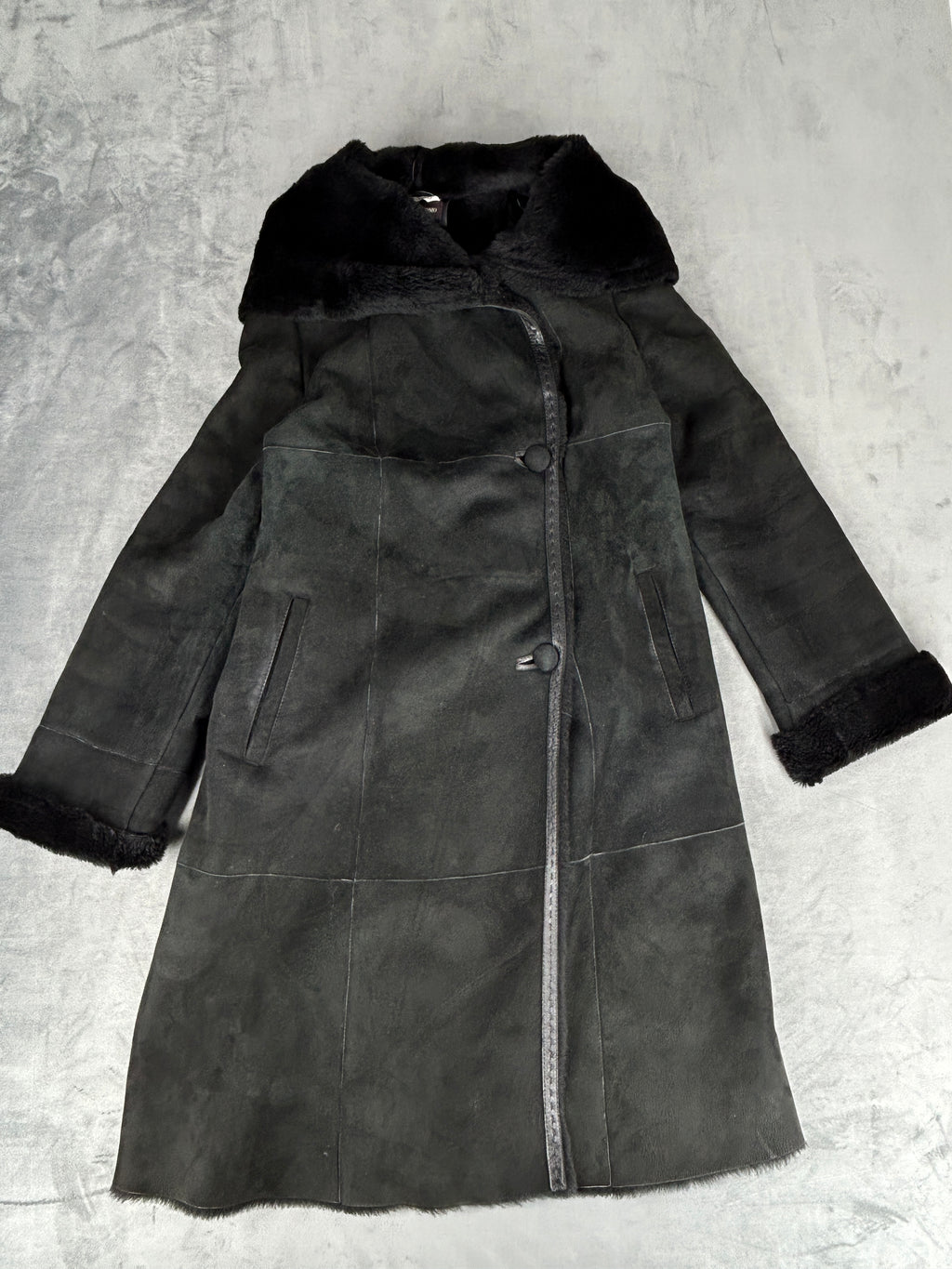Cappotto in montone nero vintage – Donna Taglia M