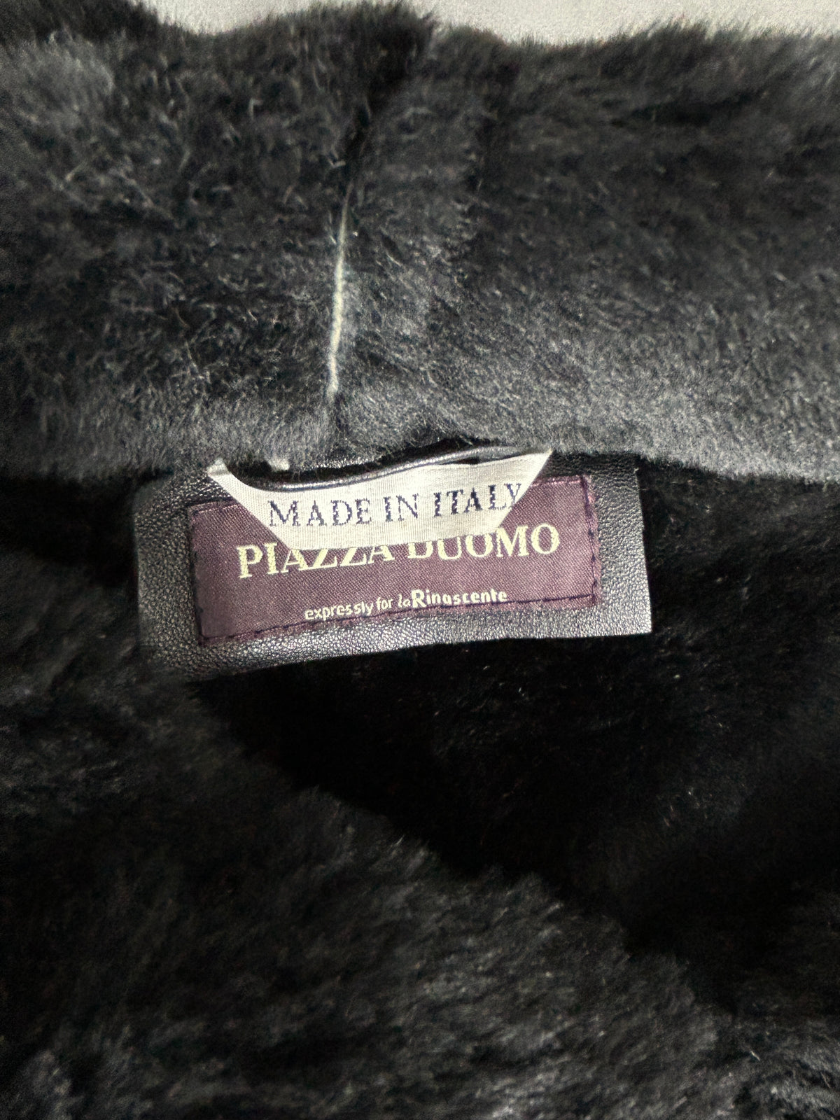 Cappotto in montone nero vintage – Donna Taglia M