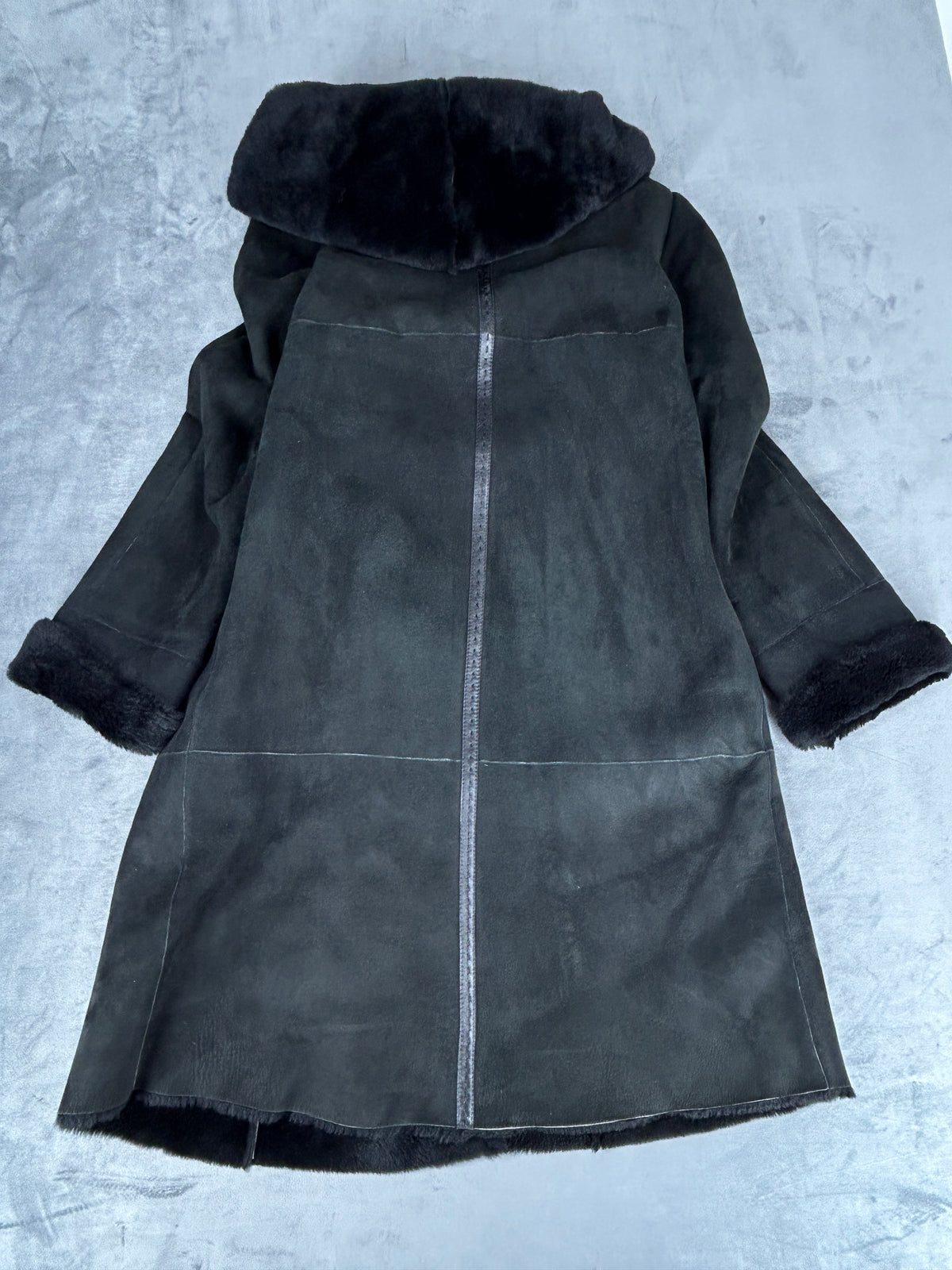 Cappotto in montone nero vintage – Donna Taglia M