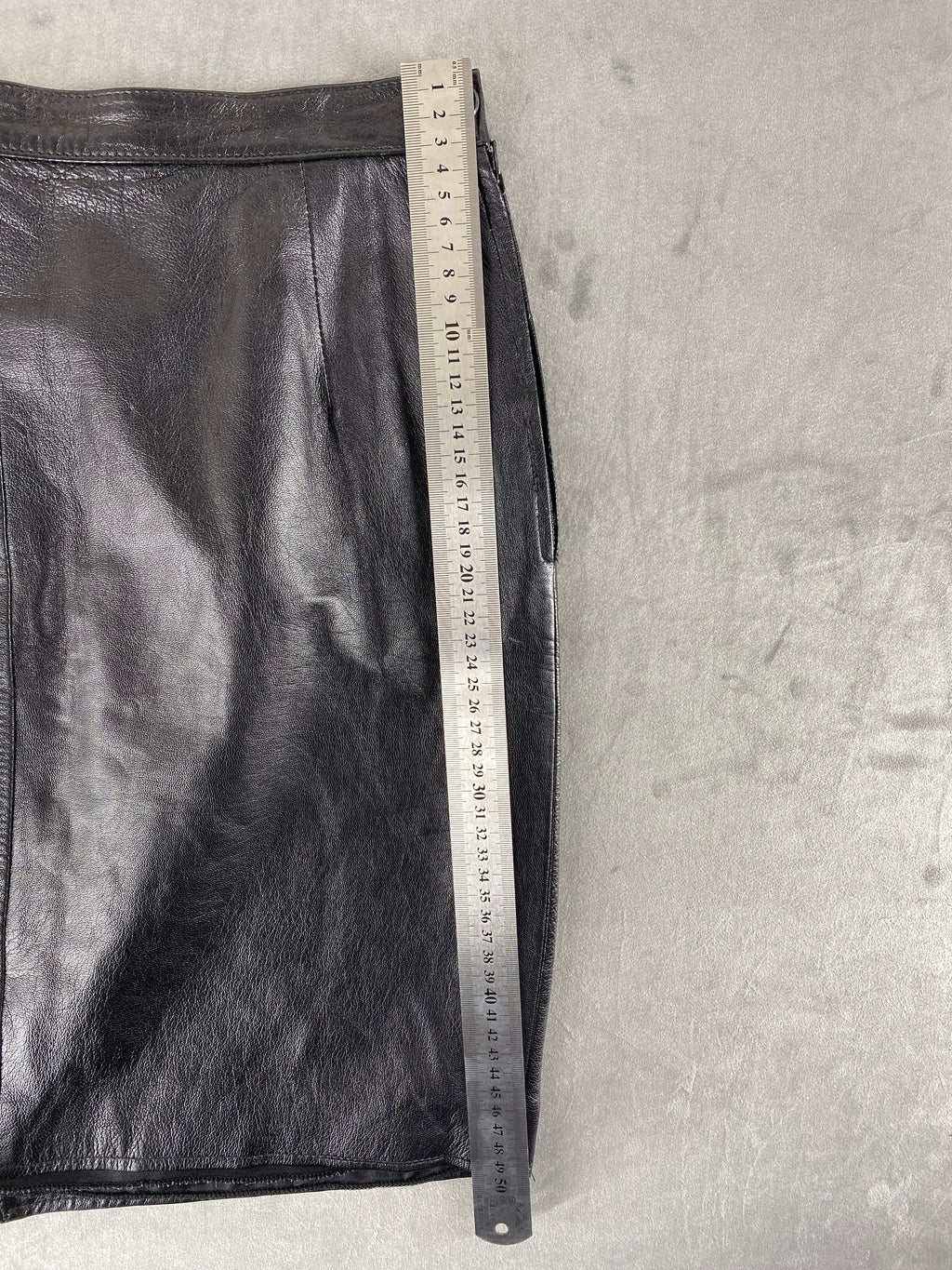 Gonna in pelle nera vintage – Donna Taglia L (IT 46)