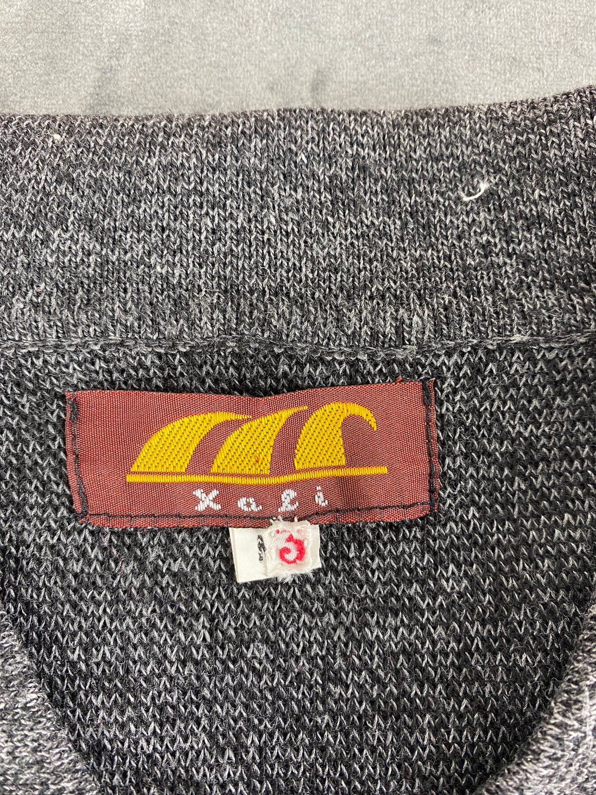 Cardigan grigio con colletto e ricami floreali vintage – Donna Taglia XL (IT 46)