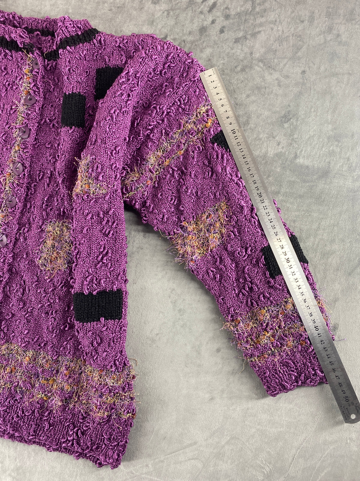 Cardigan lilla bouclé con quadri neri vintage – Donna Taglia L (IT 44)