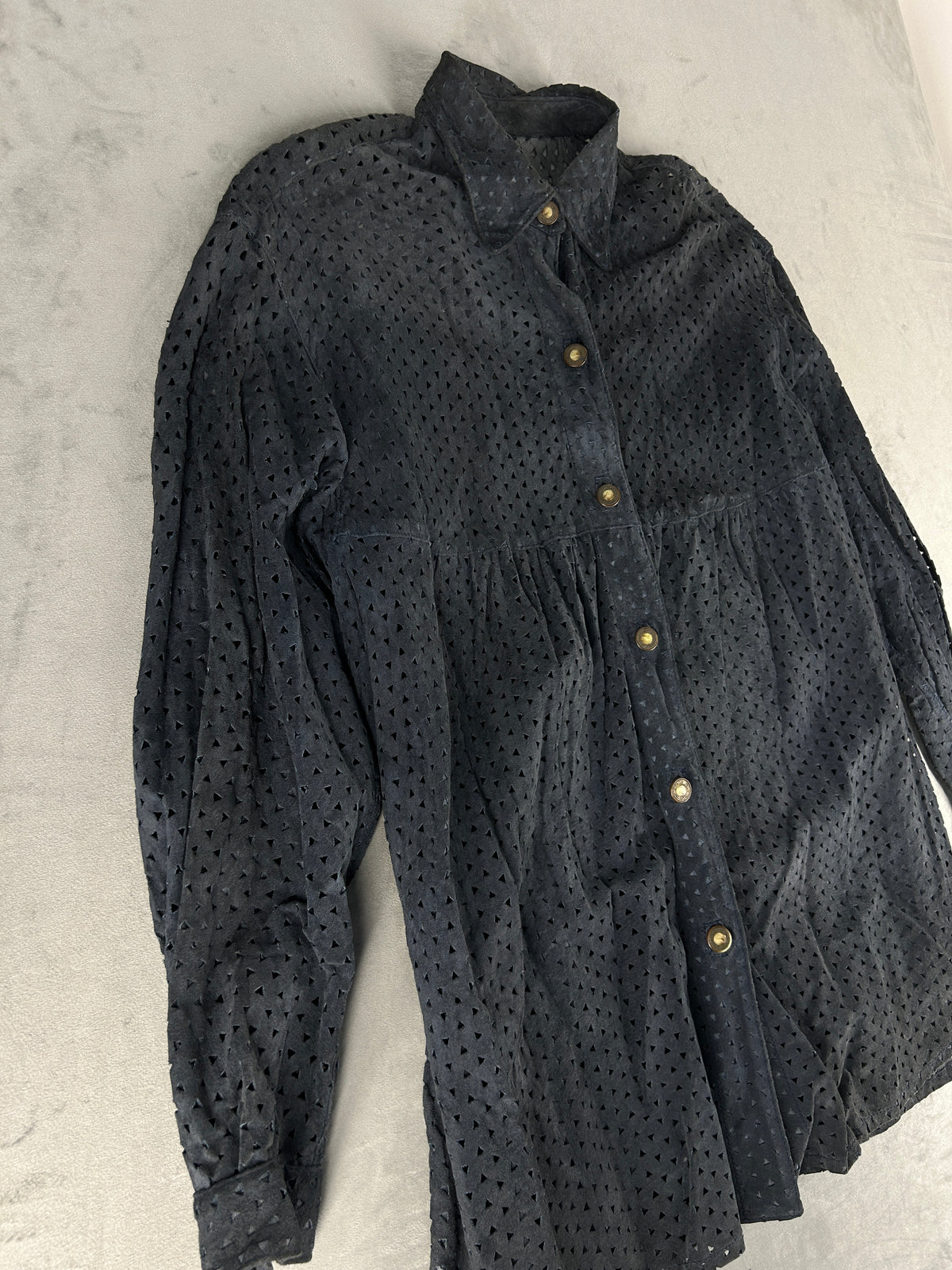 Camicia in camoscio traforato grigia vintage – Donna Taglia L (IT 44)