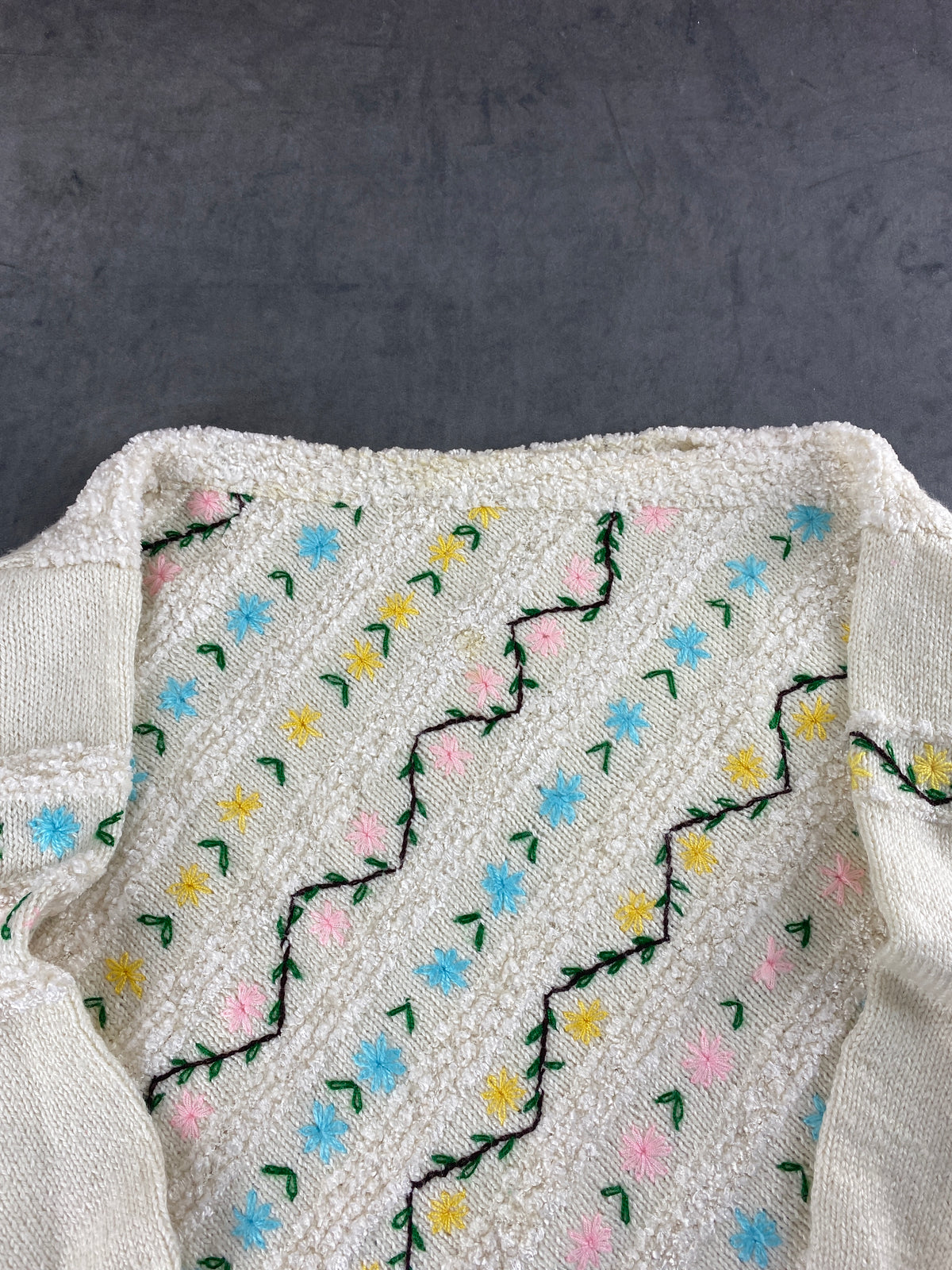 Maglione panna con ricami floreali a mano vintage – Donna Taglia L (IT 44)