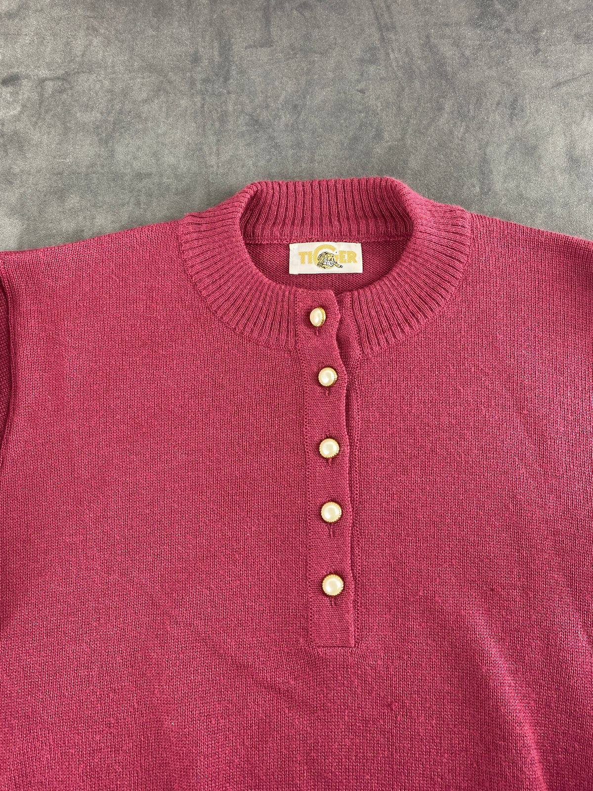 Maglione rosa antico in lana con bottoni vintage – Donna Taglia L (IT 44)