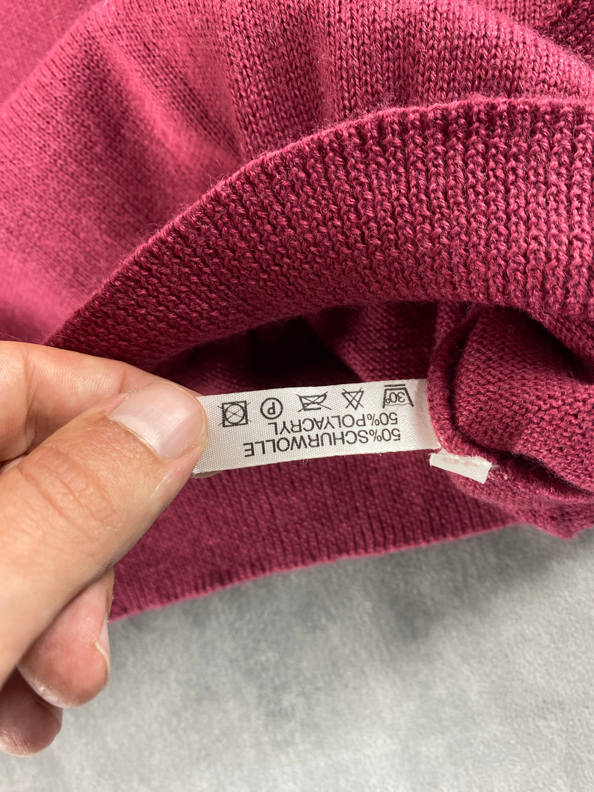 Maglione rosa antico in lana con bottoni vintage – Donna Taglia L (IT 44)
