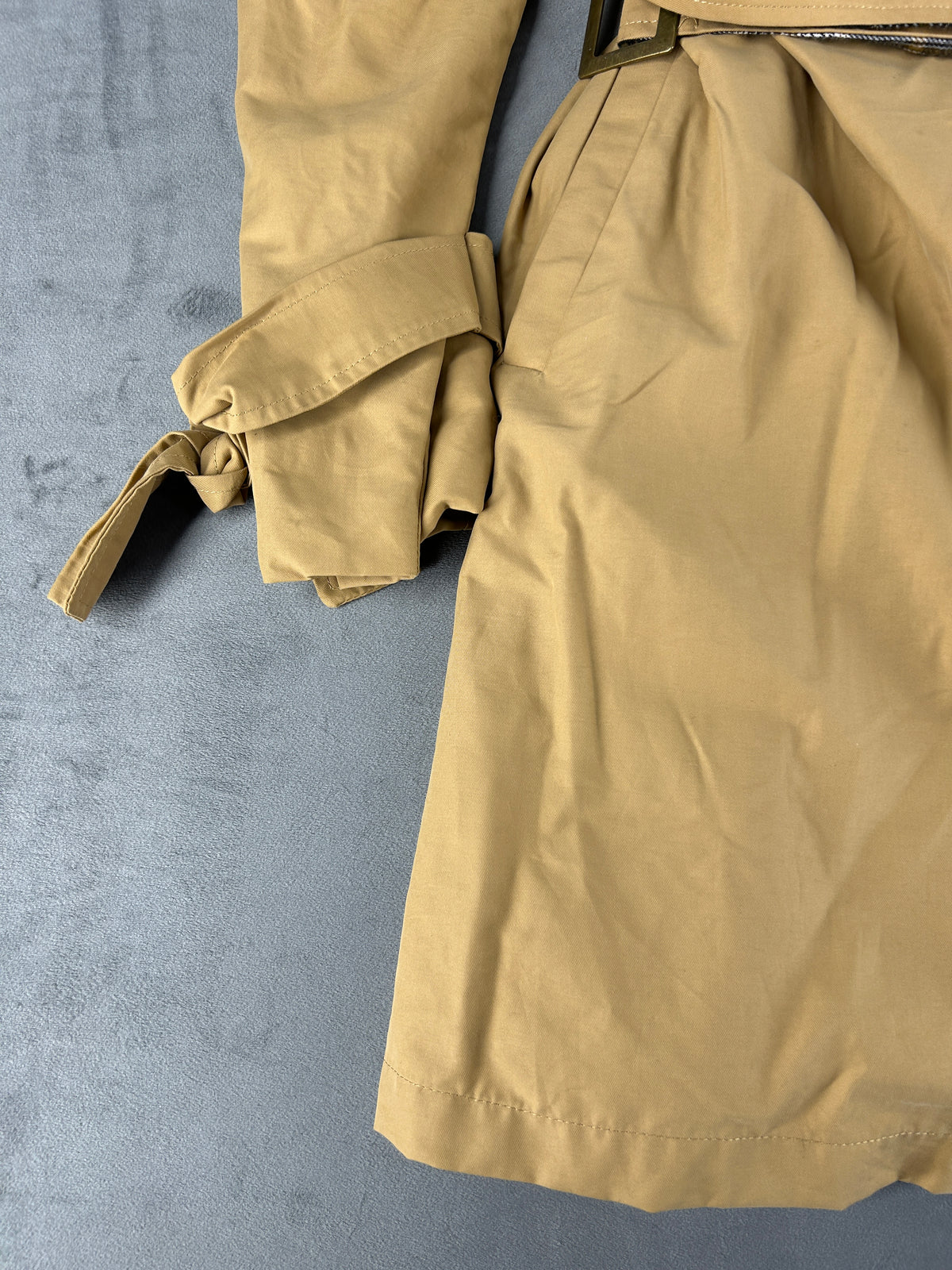 Trench sabbia con cintura Surkana vintage – Donna Taglia XL
