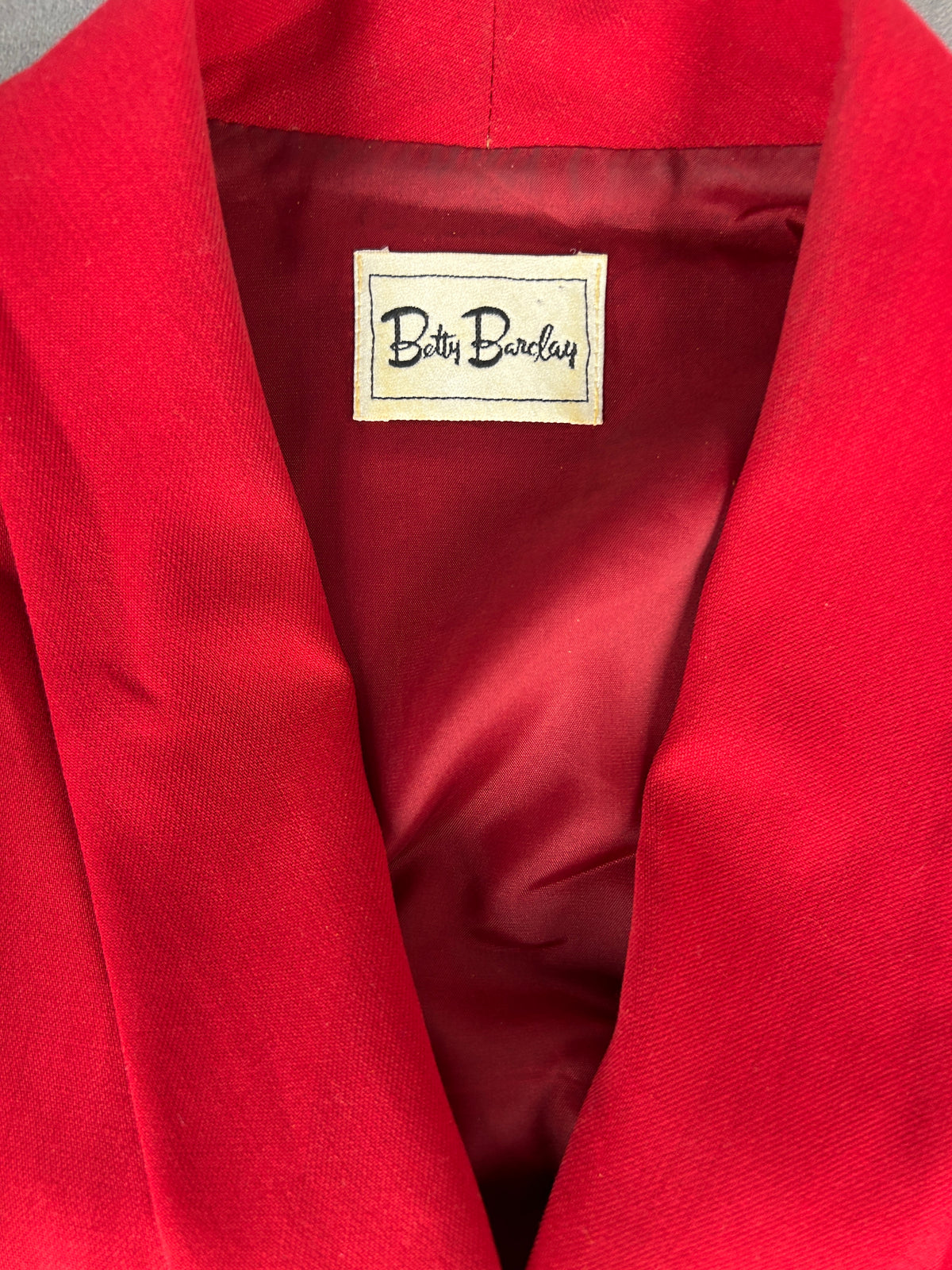 Abito blazer rosso con bottoni gioiello Betty Barclay vintage – Donna Taglia M