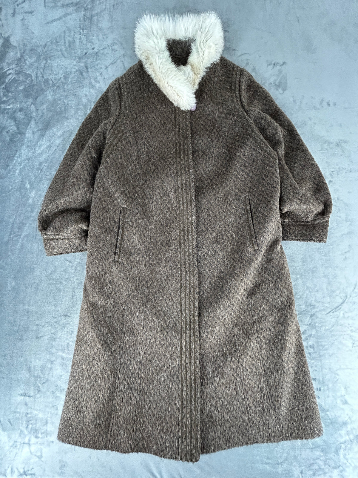 Cappotto lungo marrone con collo in pelliccia vintage – Donna Taglia L