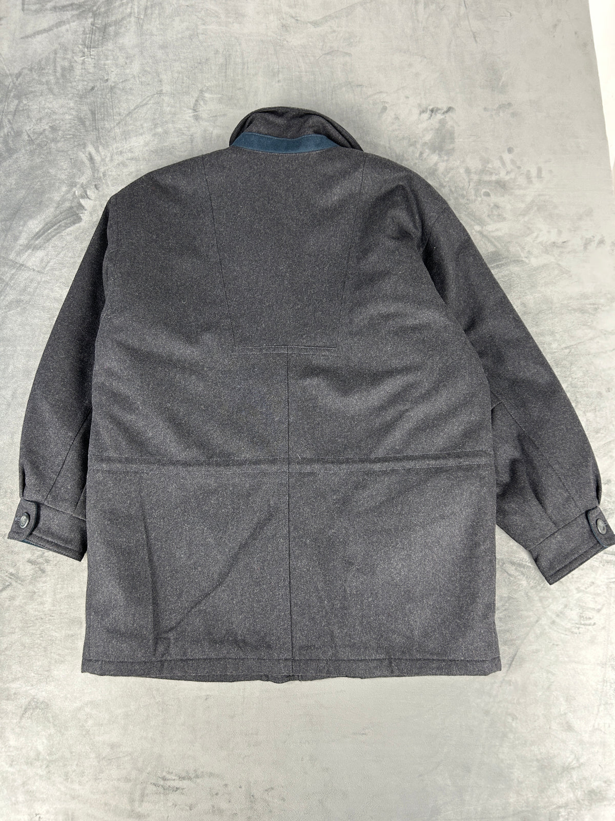 Giaccone in lana grigio antracite con toppa ricamata vintage – Uomo Taglia L