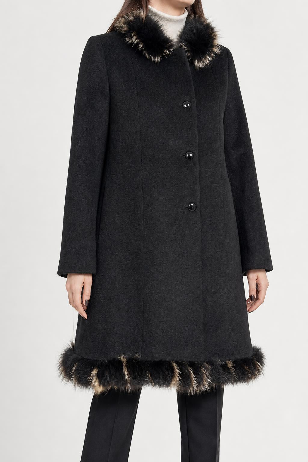 Cappotto nero con bordi in pelliccia Woessner vintage – Donna Taglia M