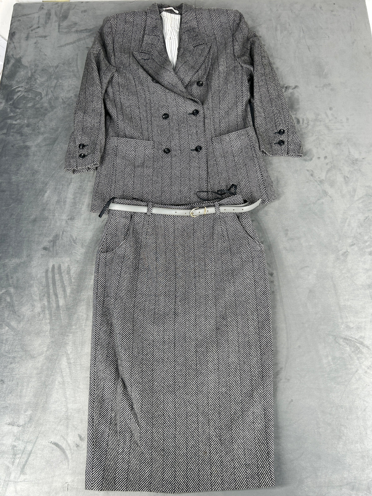 Tailleur completo giacca e gonna spinato grigio flickaktuell vintage – Donna Taglia M (IT 44)