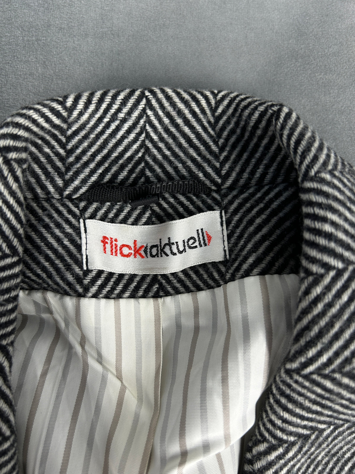 Tailleur completo giacca e gonna spinato grigio flickaktuell vintage – Donna Taglia M (IT 44)