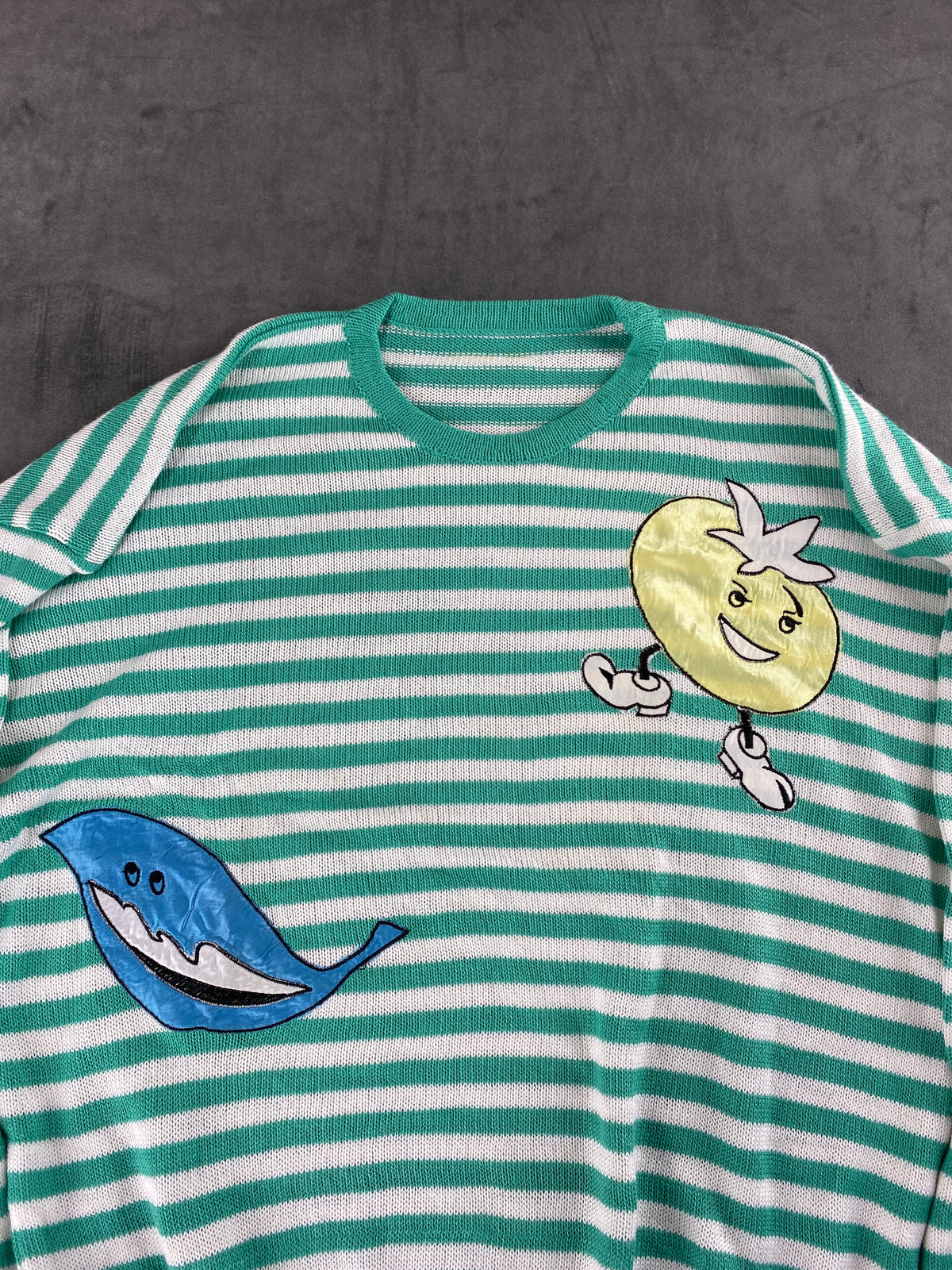 Maglione a righe verde e bianco con applicazioni vintage – Donna Taglia M