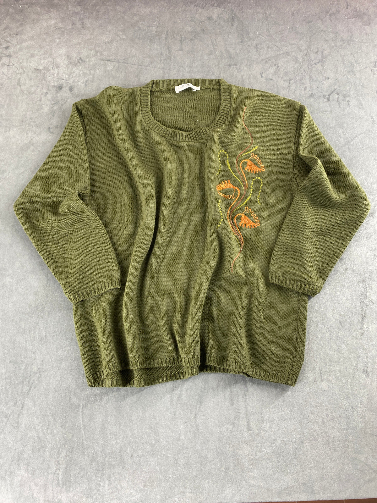 Maglione verde militare con ricamo floreale vintage – Donna Taglia M