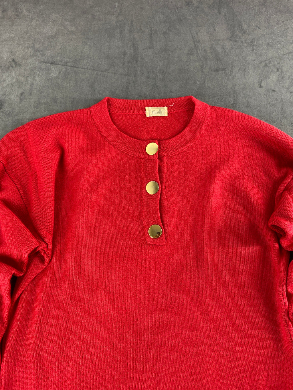 Maglione rosso con bottoni gioiello e tasche vintage – Donna Taglia L (IT 46)