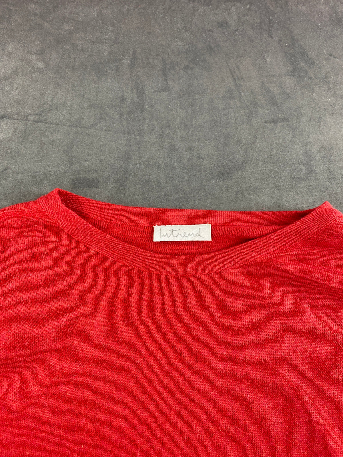 Maglione rosso corallo in maglia fine vintage – Donna Taglia L