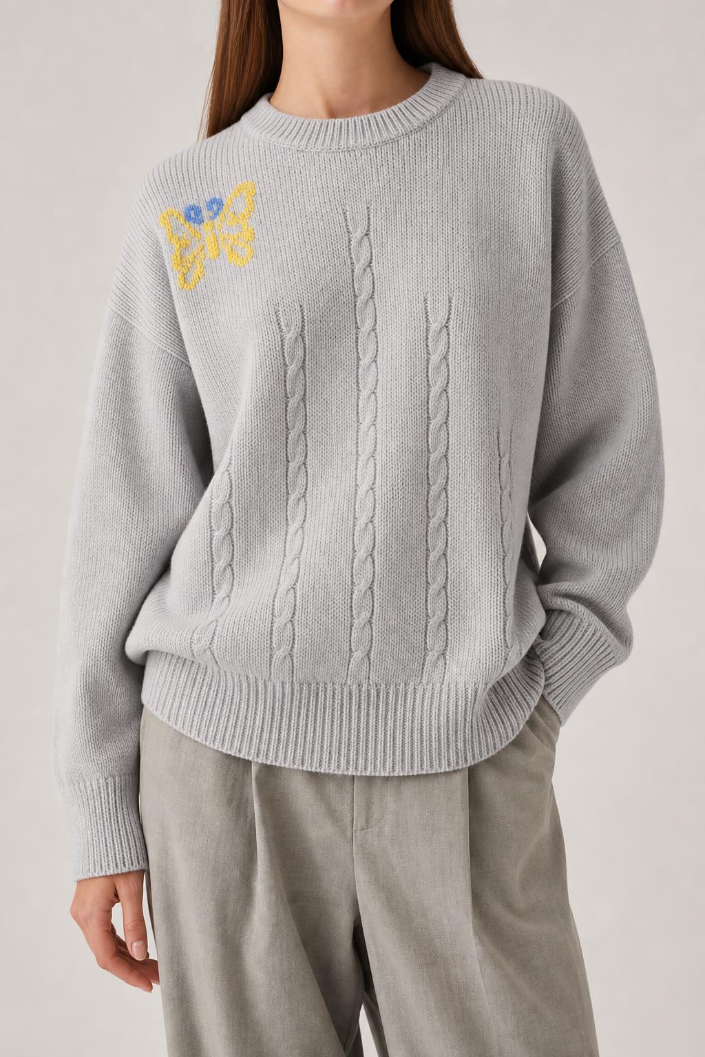 Maglione azzurro polvere con ricamo di farfalla vintage – Donna Taglia M