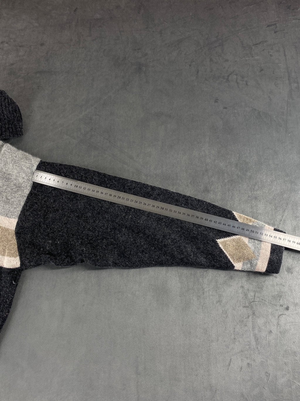 Maglione lupetto con fantasia geometrica grigio vintage – Donna Taglia L