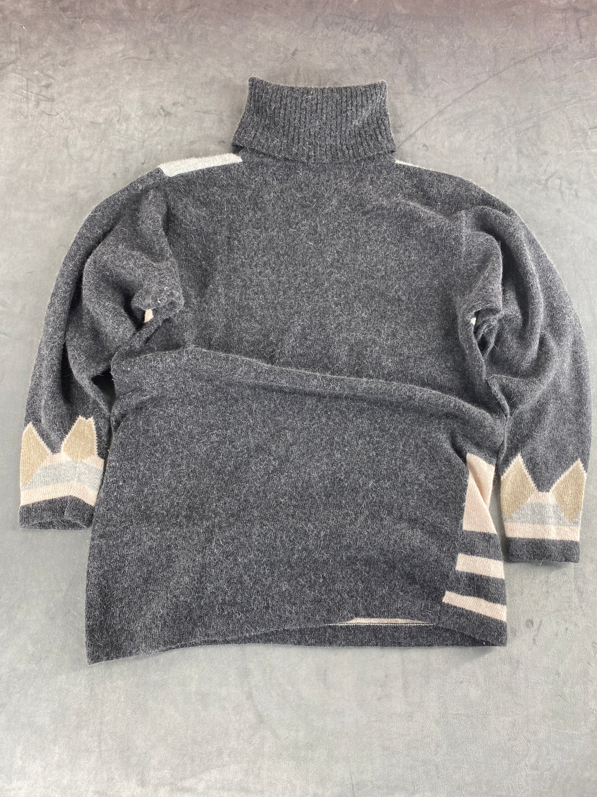 Maglione lupetto con fantasia geometrica grigio vintage – Donna Taglia L