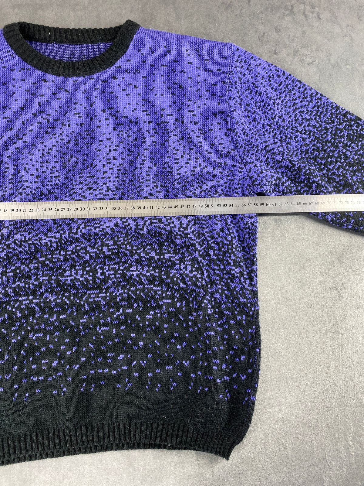 Maglione degradé viola e nero vintage – Donna Taglia L