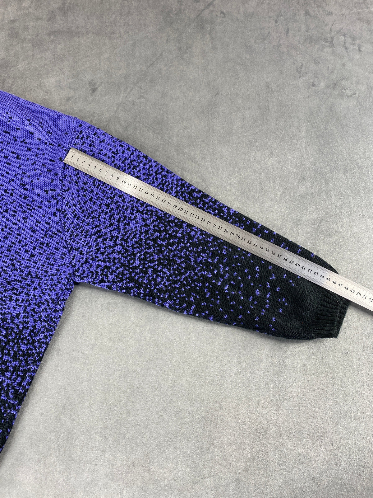 Maglione degradé viola e nero vintage – Donna Taglia L